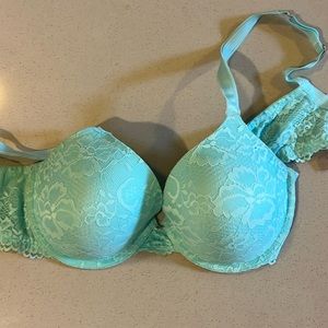 Light blue Savage X Fenty Bra, underwire